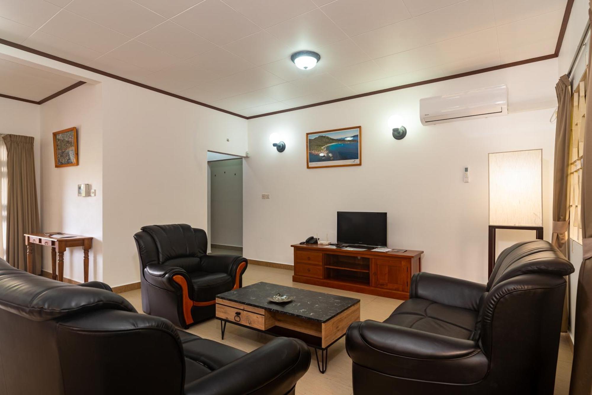 Zeph Self Catering Appartement Baie Lazare  Buitenkant foto
