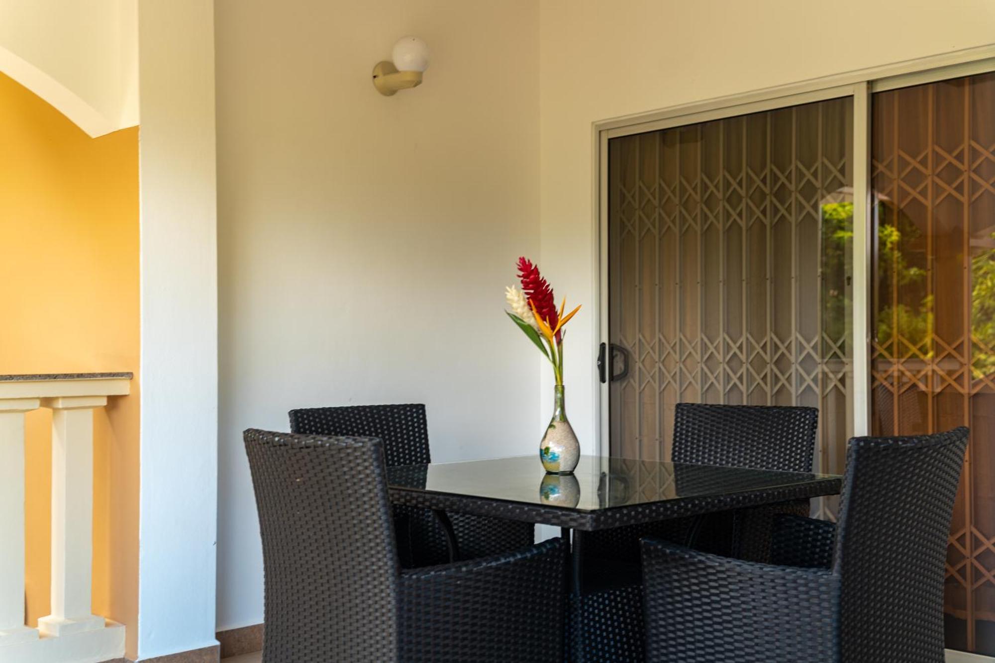 Zeph Self Catering Appartement Baie Lazare  Buitenkant foto