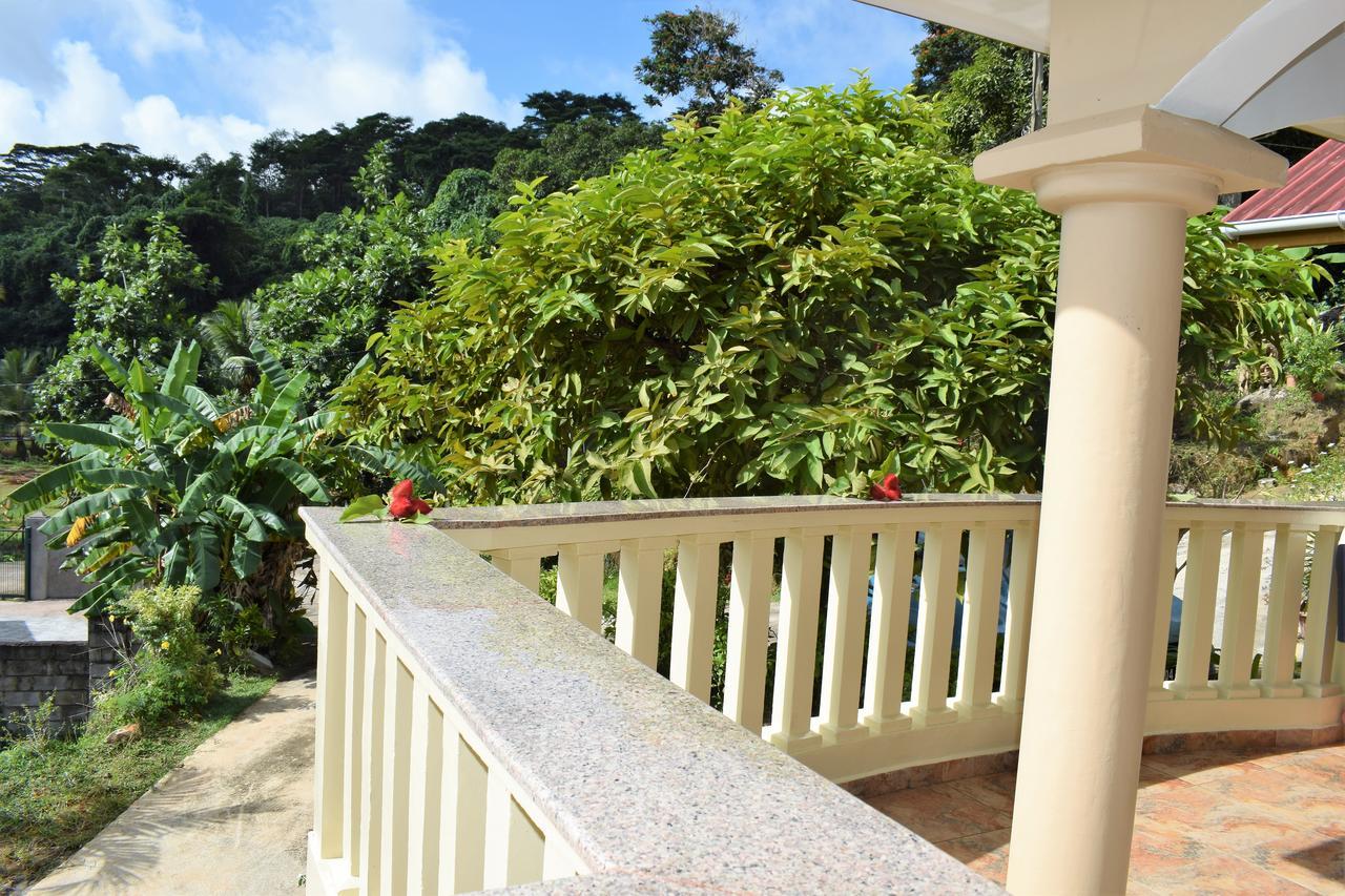 Zeph Self Catering Appartement Baie Lazare  Buitenkant foto